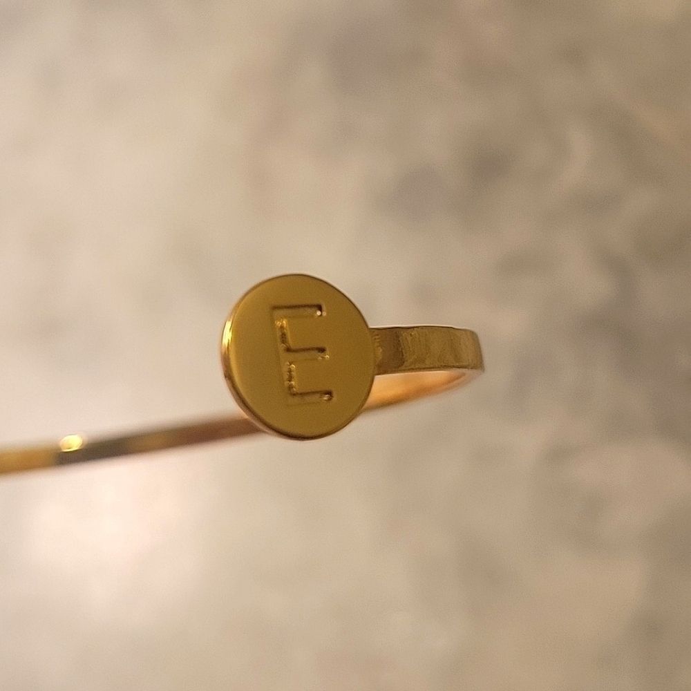 NWT Gorjana Alphabet E Initial Thin Disc Cuff Birthday 18k Gold Dainty Ethereal - Picture 2 of 4